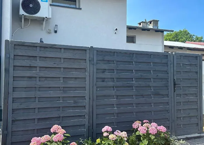 Дом отдыха Abrahama House *